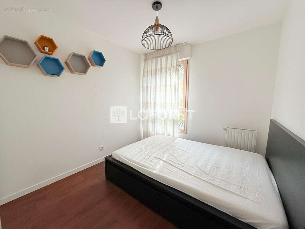 Appartement à NANTERRE