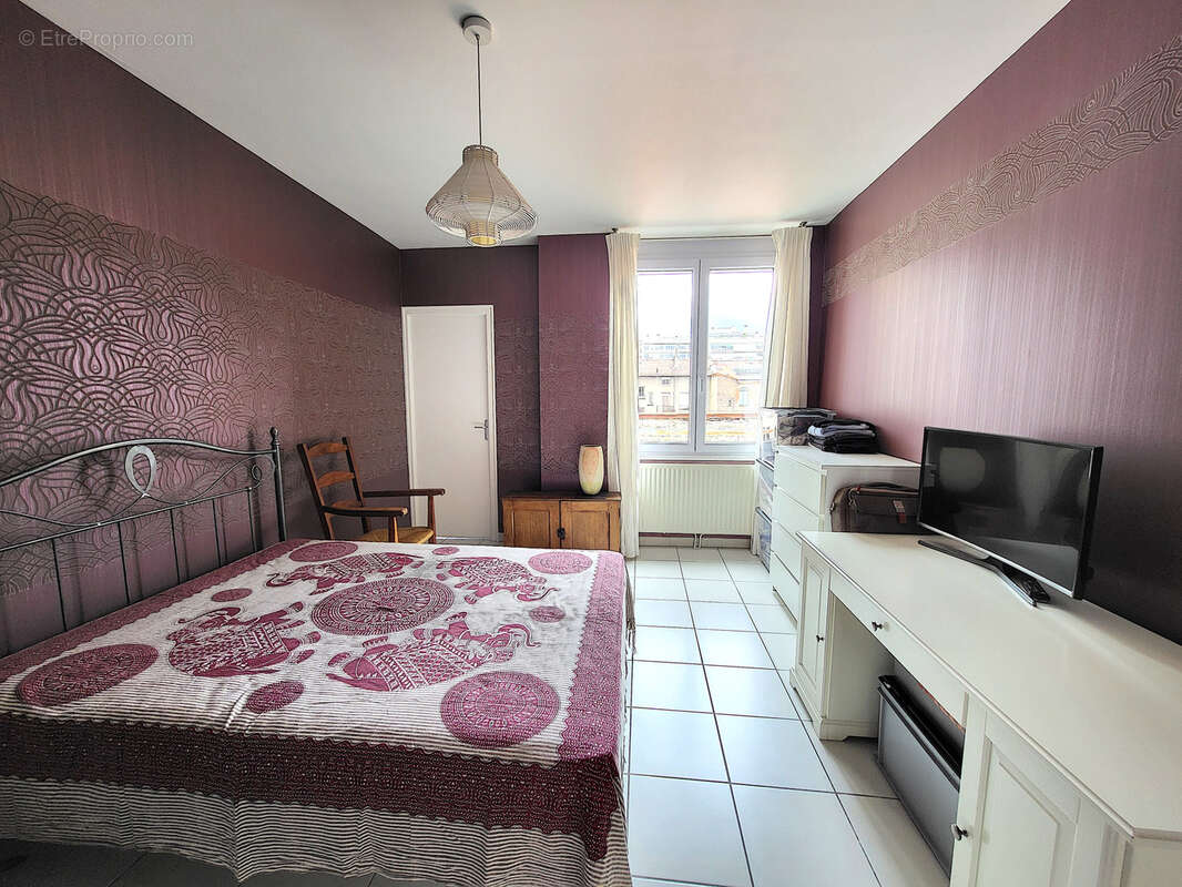 Appartement à SAINT-ETIENNE