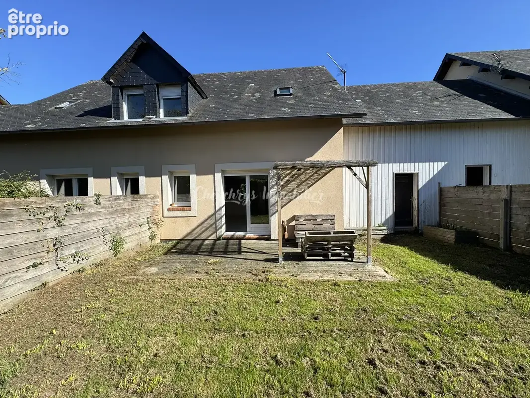 Maison à EQUEMAUVILLE