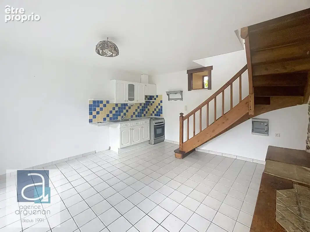CAULNES- Propriété de caractère avec gîte indépendant et vastes dépendances - photo 9