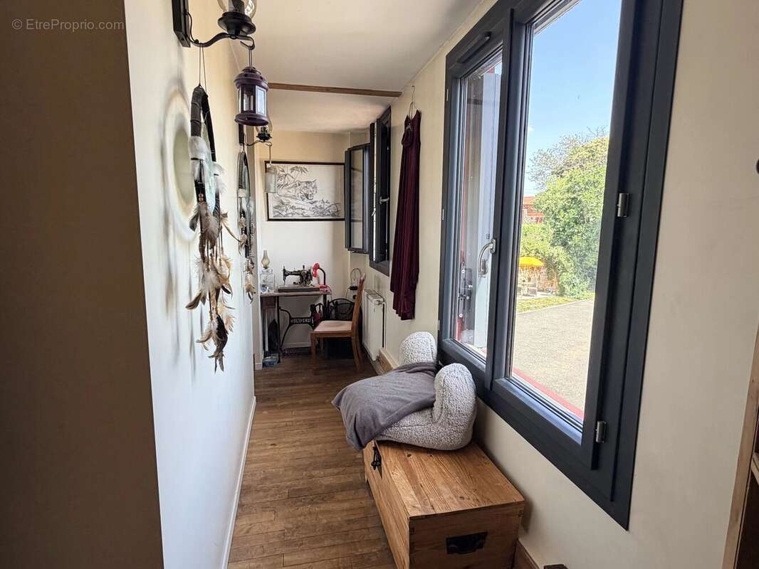 Une grande maison originale et fabuleuse, idéalement située à la campagne - photo 6
