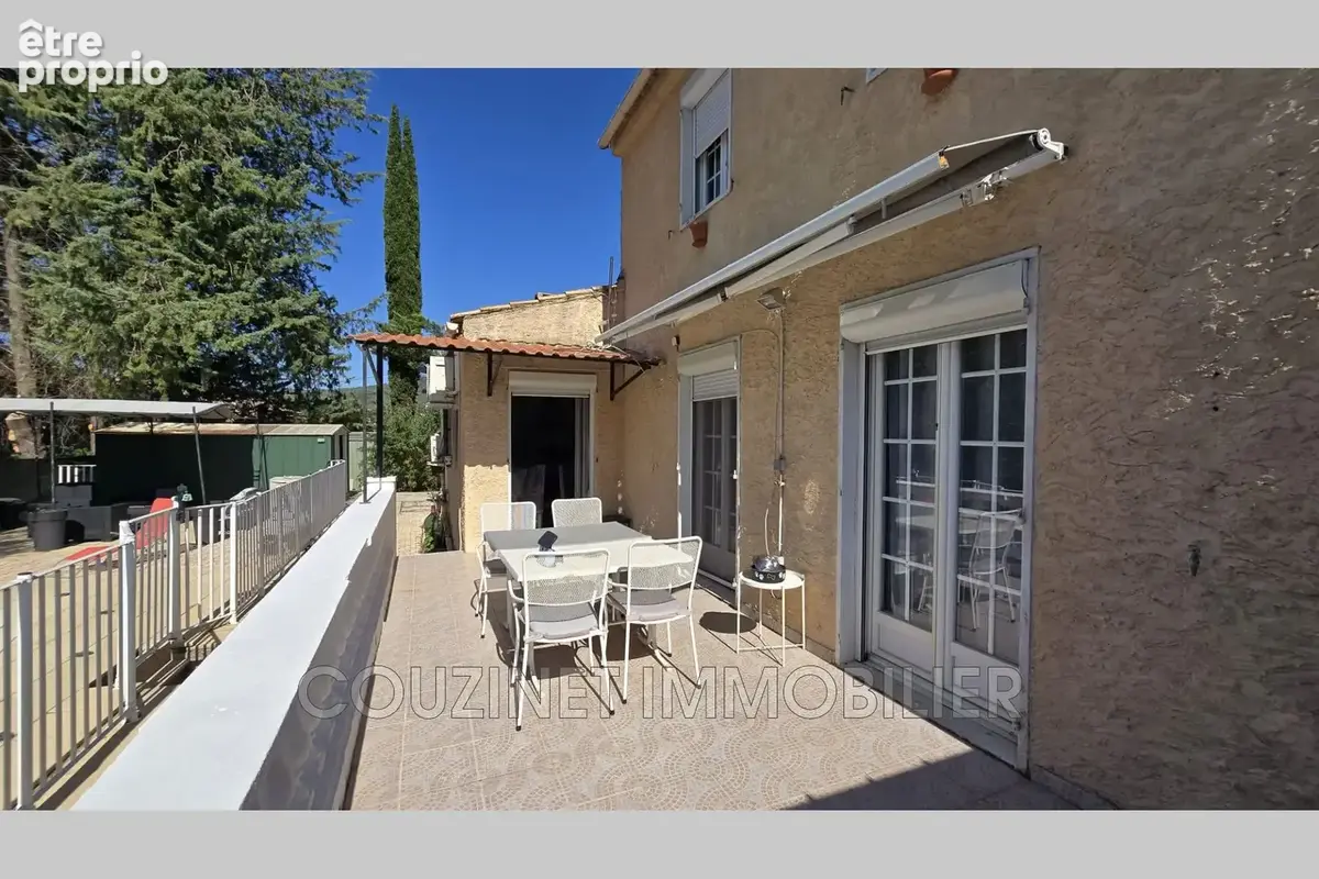 Maison 6 pièces 152 m² à vendre à Signes (83870) - photo 6