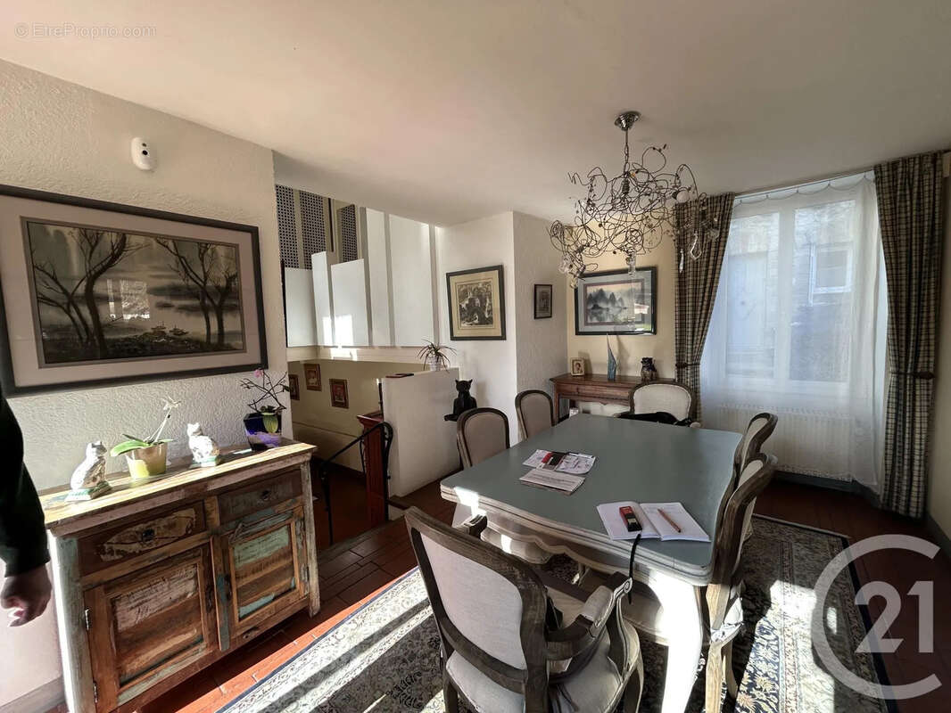 Maison à SAMOIS-SUR-SEINE