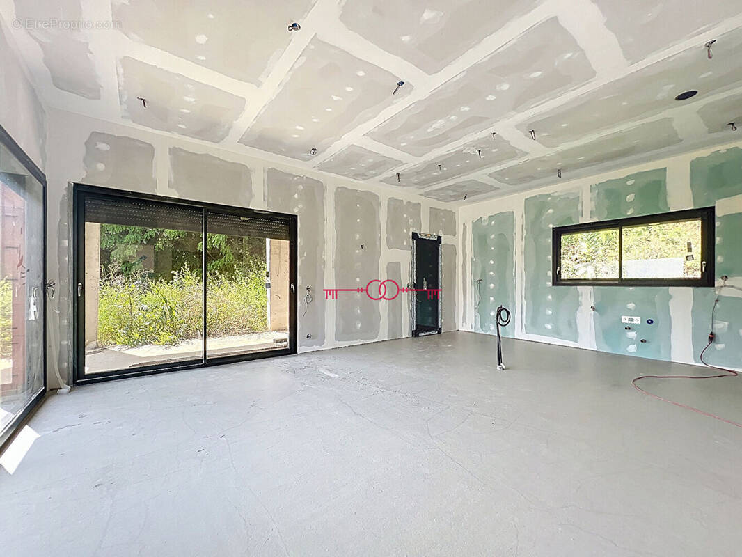 Maison à SAINT-THIERRY