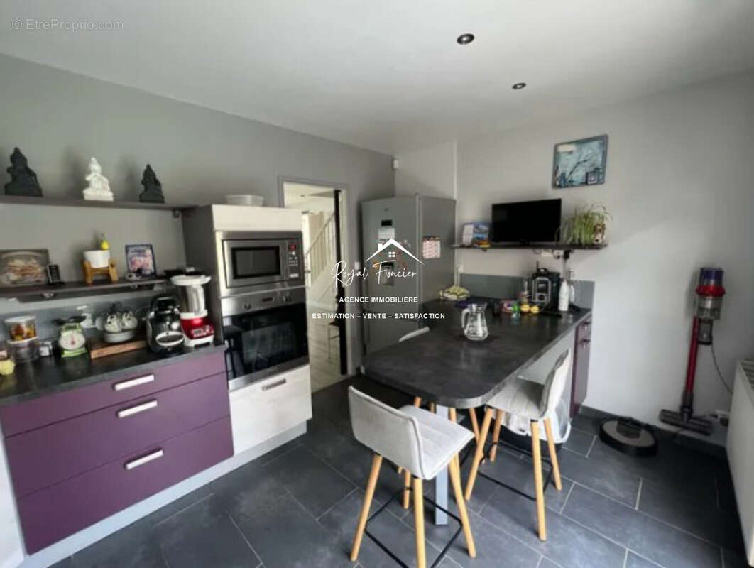 Maison à CHATELLERAULT