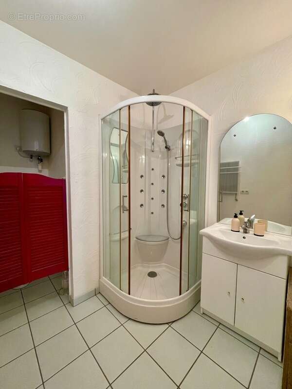 Appartement à SAINT-NICOLAS-DU-PELEM