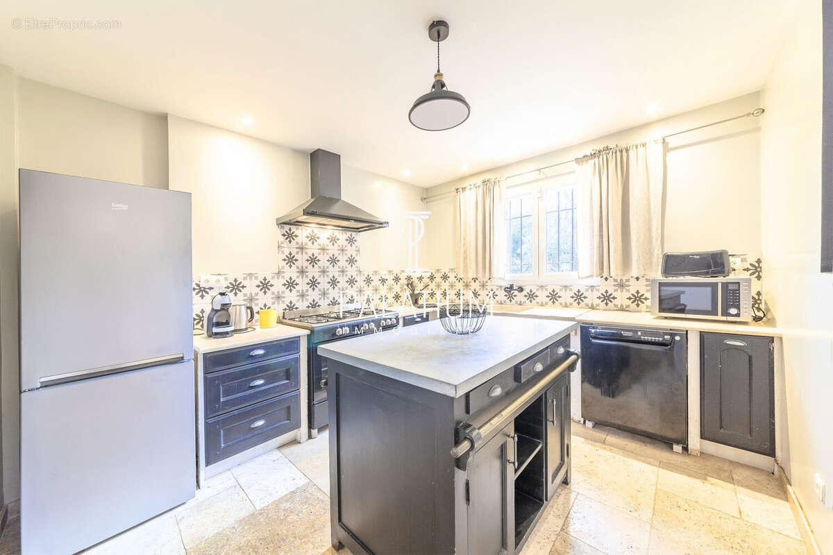 Maison à PIERREVERT