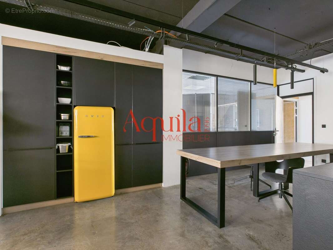 Commerce à LIMONEST