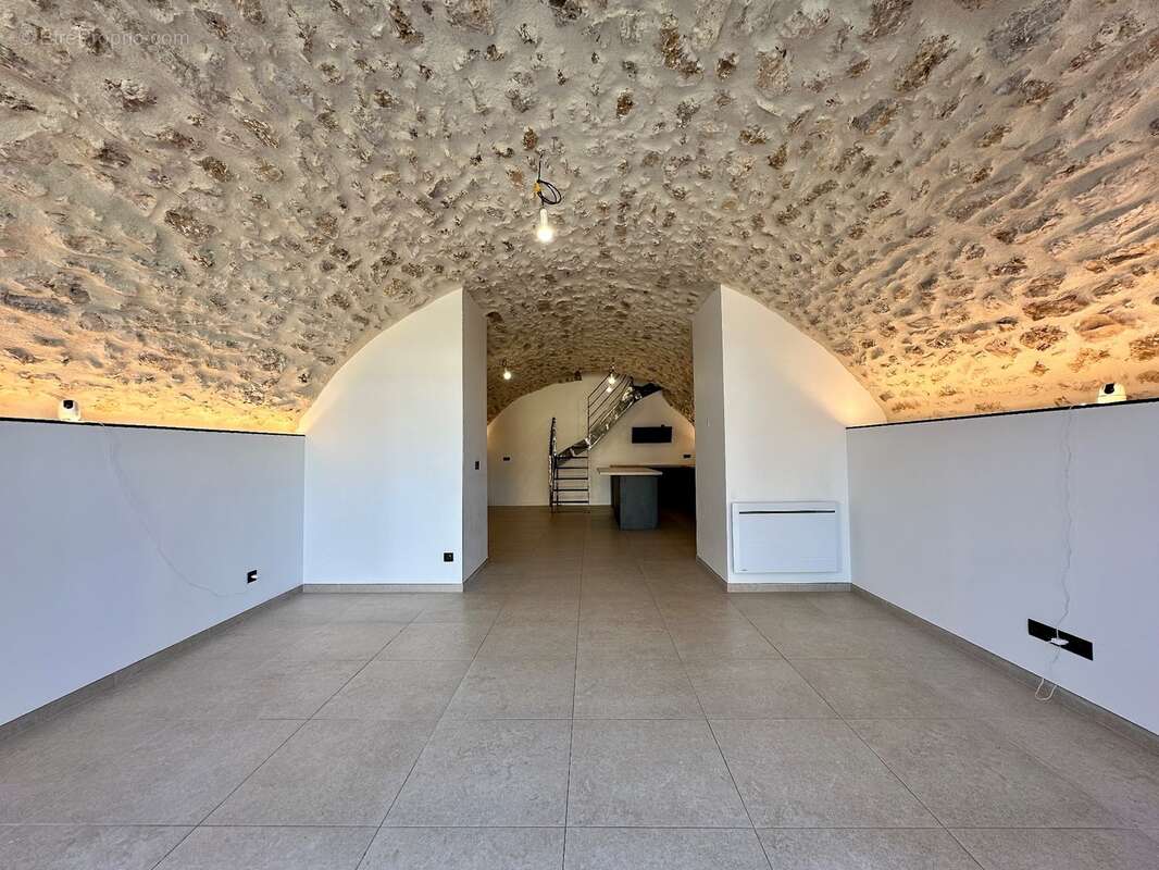 Duplex 100 m2 en rez-de-jardin à vendre 3 pièces FORGES LES BAINS (91) - photo 15