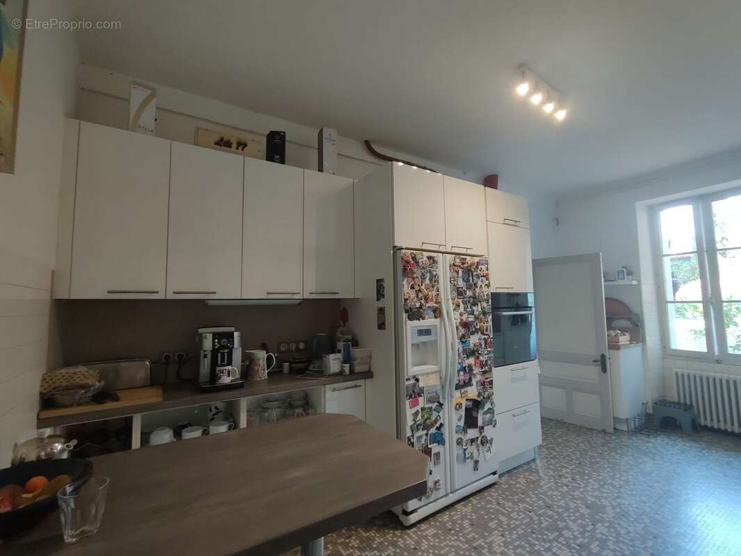 Maison 360 m² à Condom  - photo 9