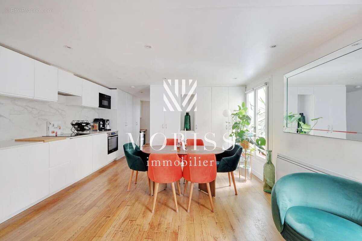 Appartement à PARIS-2E