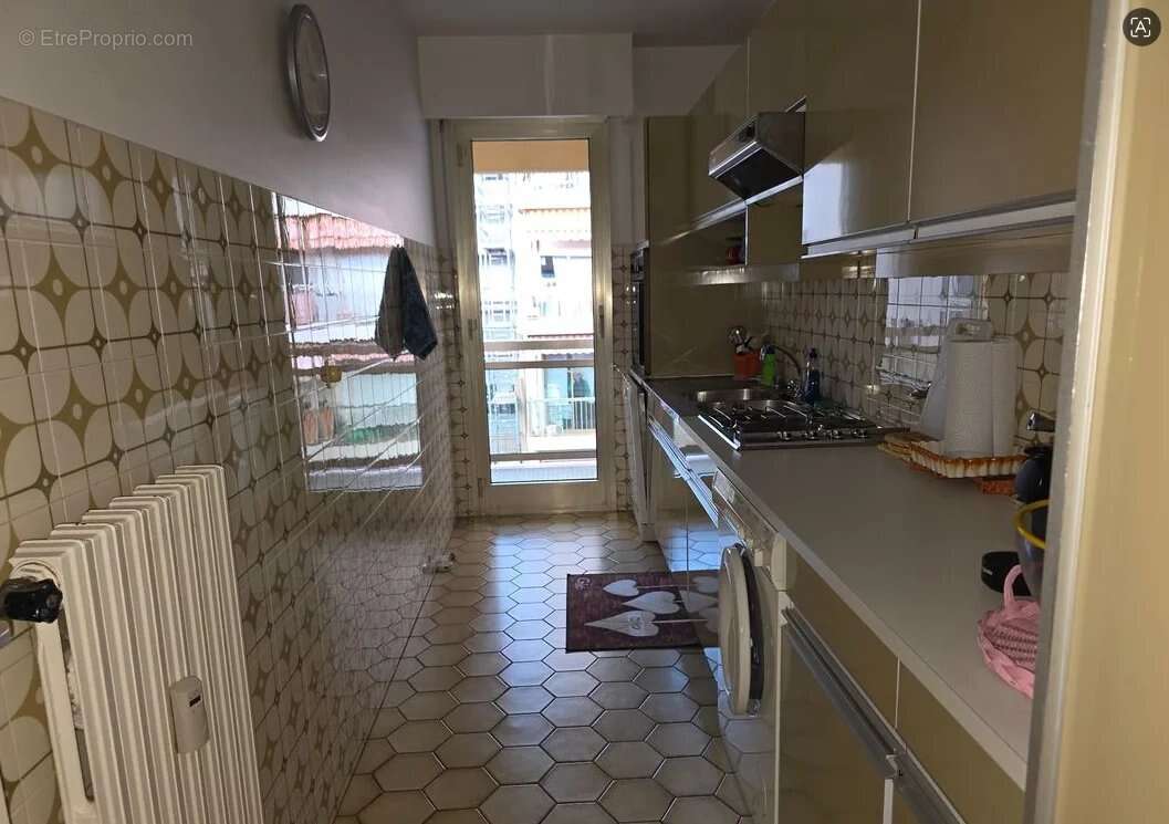 Appartement à ROQUEBRUNE-CAP-MARTIN