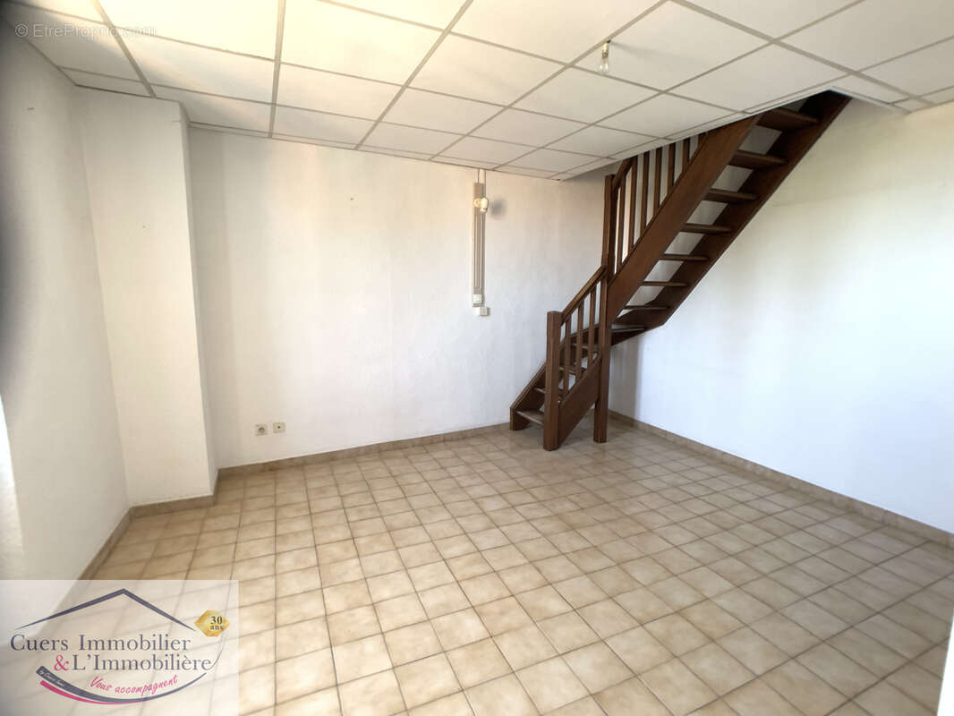 Appartement à CUERS