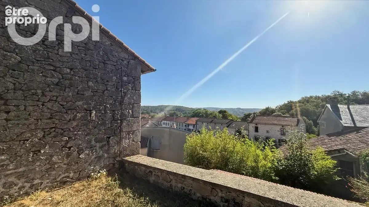  grange à fort potentiel – centre de razès – environ 105 m² - photo 4