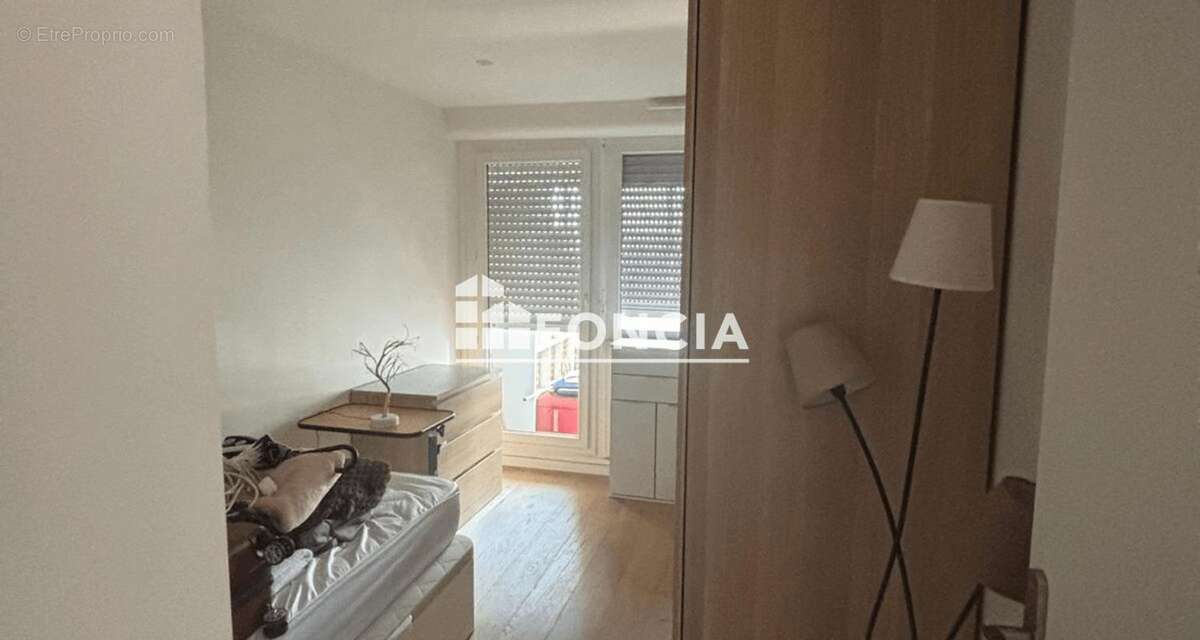 Appartement 2 pièces 44 m² – Hypercentre Évry-Courcouronnes – Proche gare RER C et université – Parking - photo 10