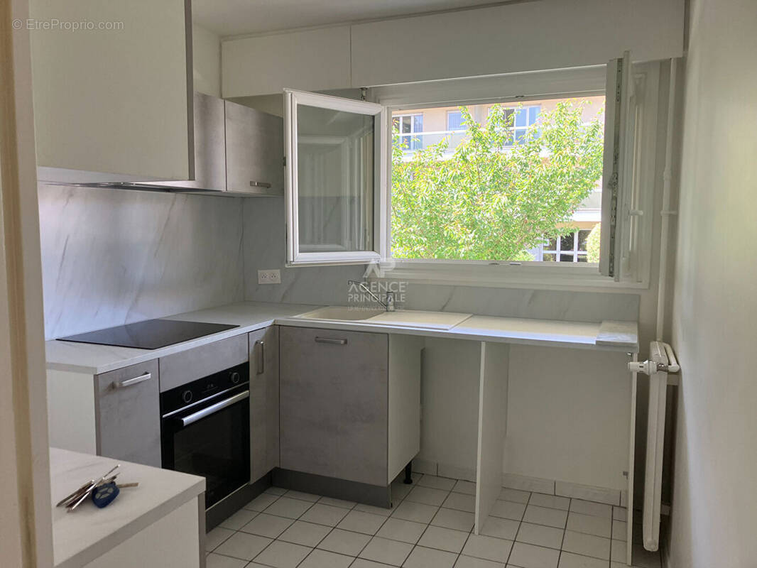 Appartement à MAISONS-LAFFITTE