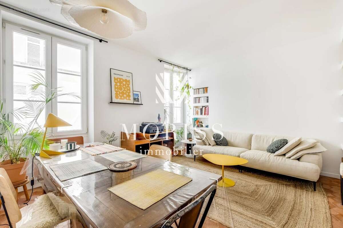 Appartement à PARIS-18E