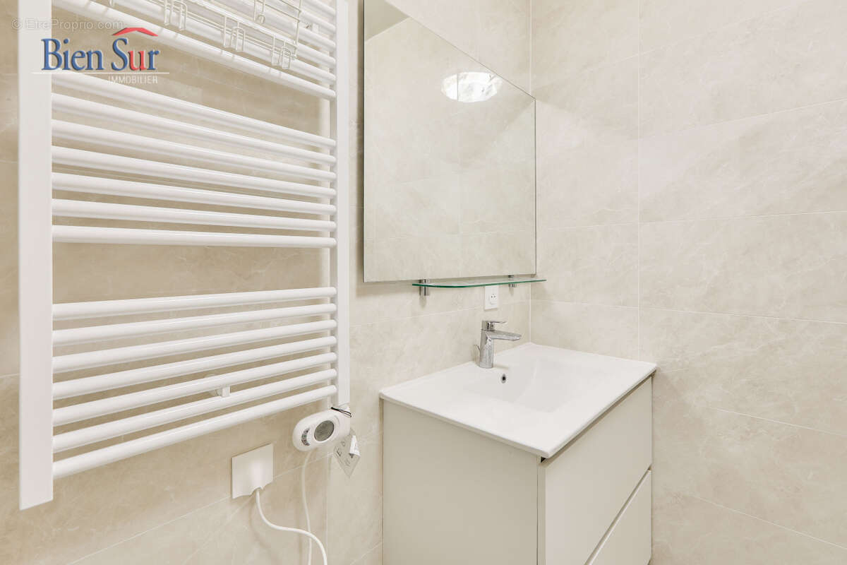Appartement à IVRY-SUR-SEINE