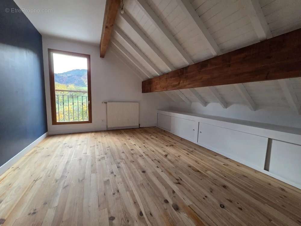 Villa 5 pieces vue sur le lac 160m² sur 3000m² terrain - photo 6