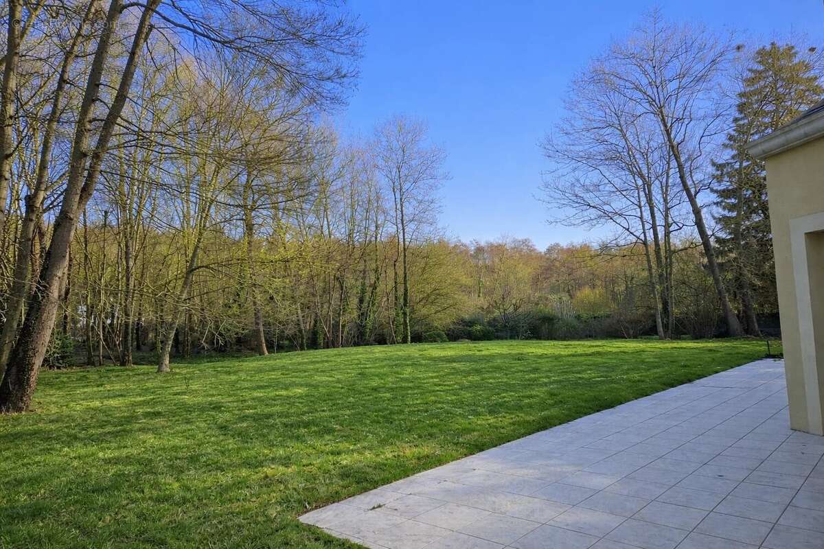 Maison à CHATEAUFORT