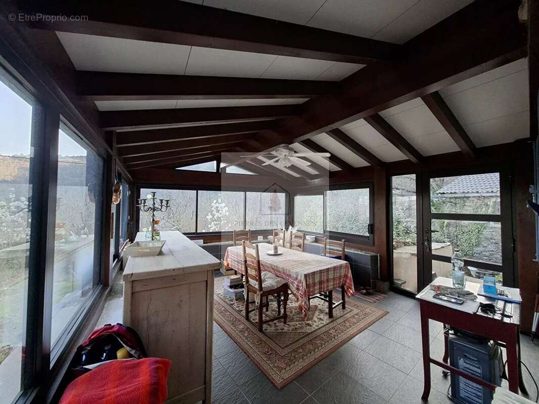 Maison à SAINTE-CECILE-D'ANDORGE
