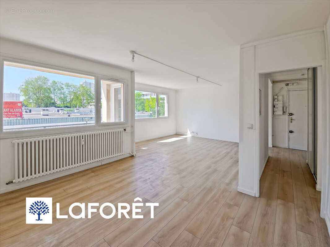 Appartement à RIS-ORANGIS