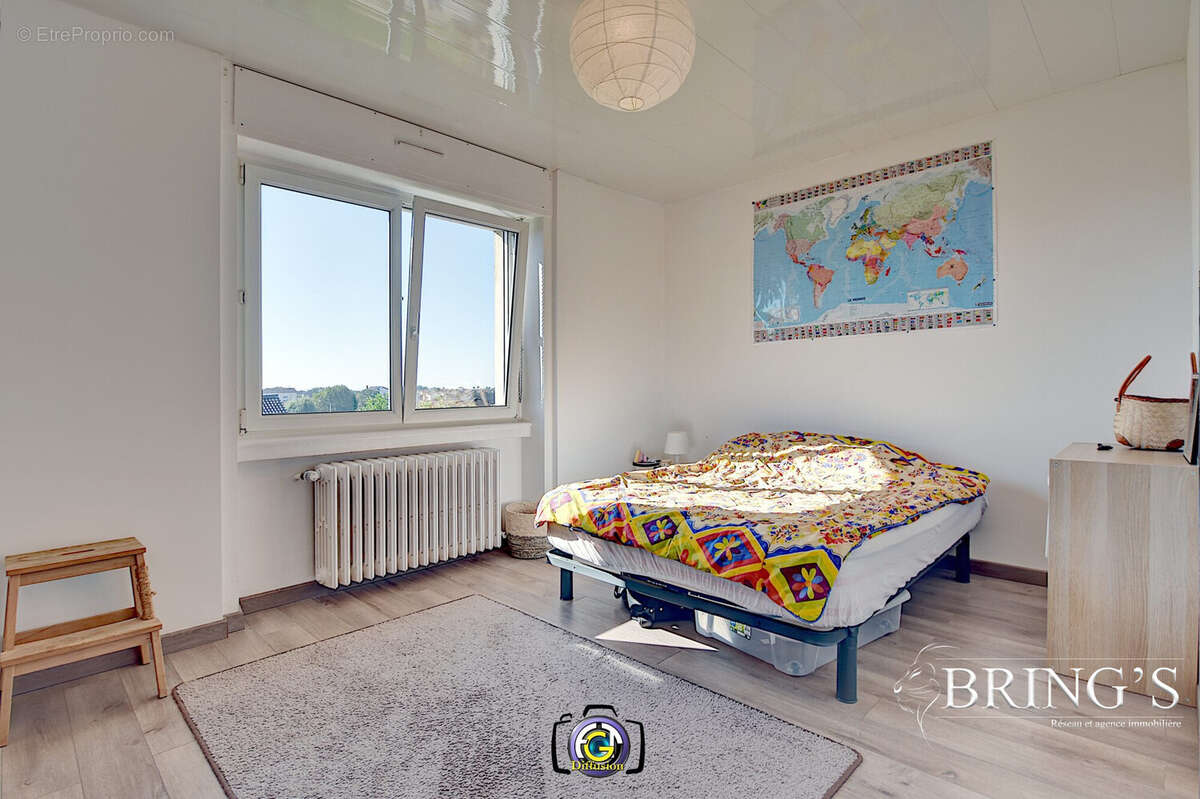 Appartement à BOUSSE