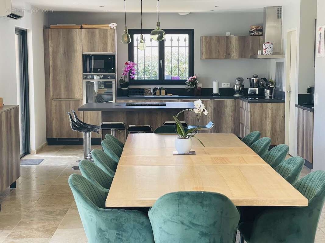 Maison à PLAN-DE-LA-TOUR