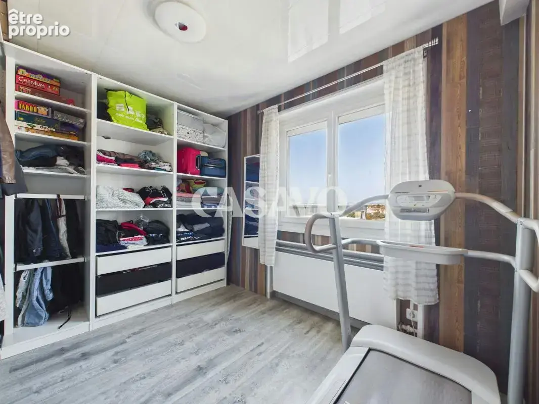 Vente Appartement 4 pièces de 74m² - 69800 Saint-Priest - photo 12