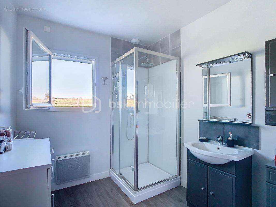 Maison à PERIERS-EN-AUGE