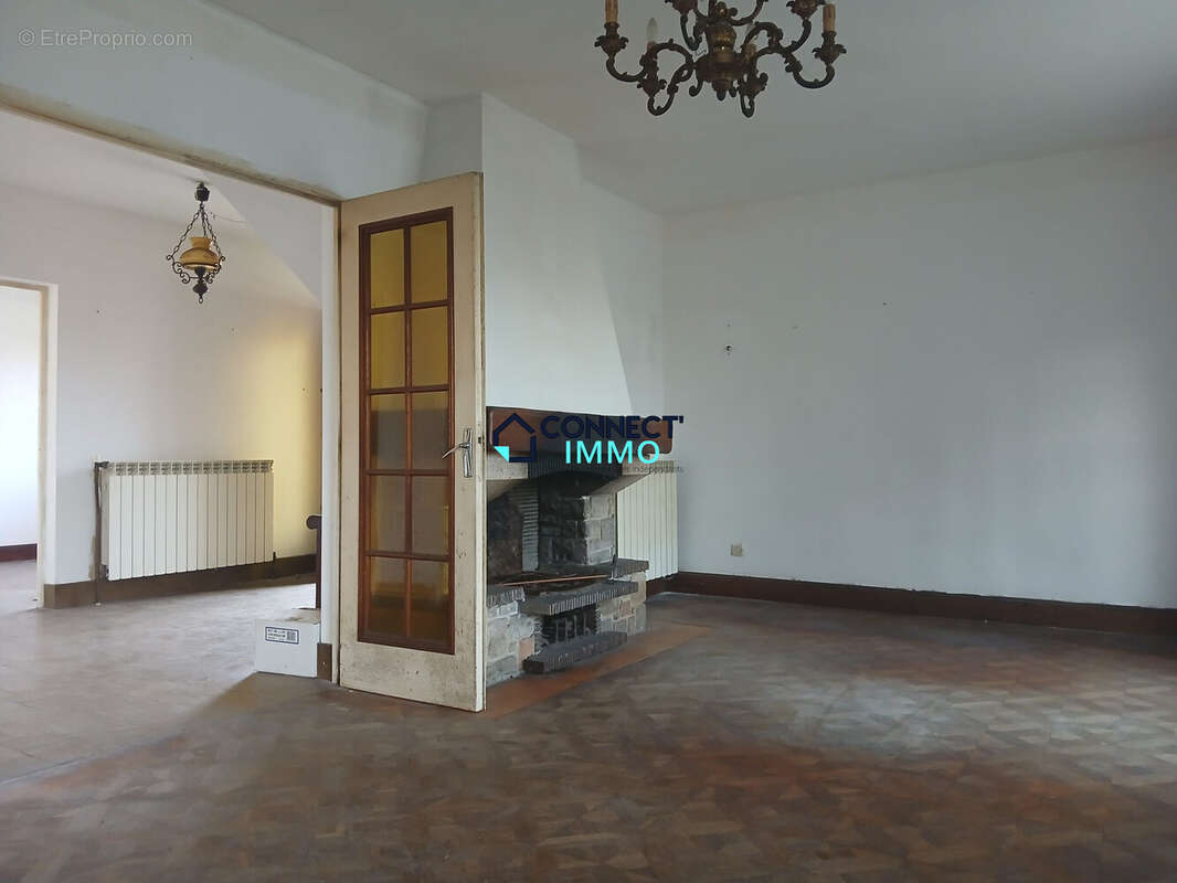 Maison 136 m² à Spezet  - photo 4
