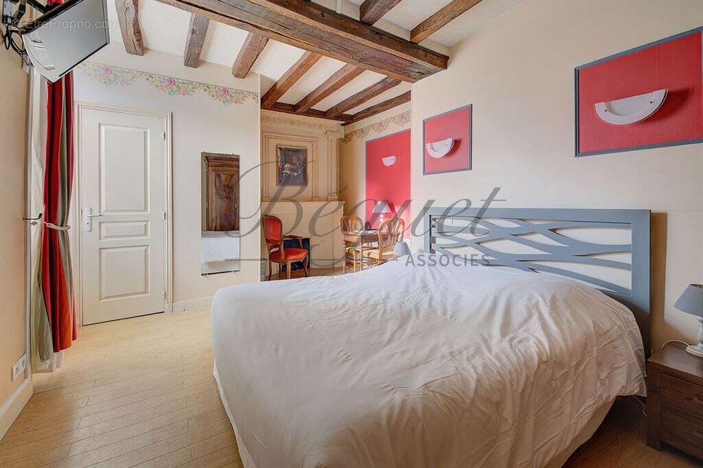 Maison à BEAUMONT-EN-VERON