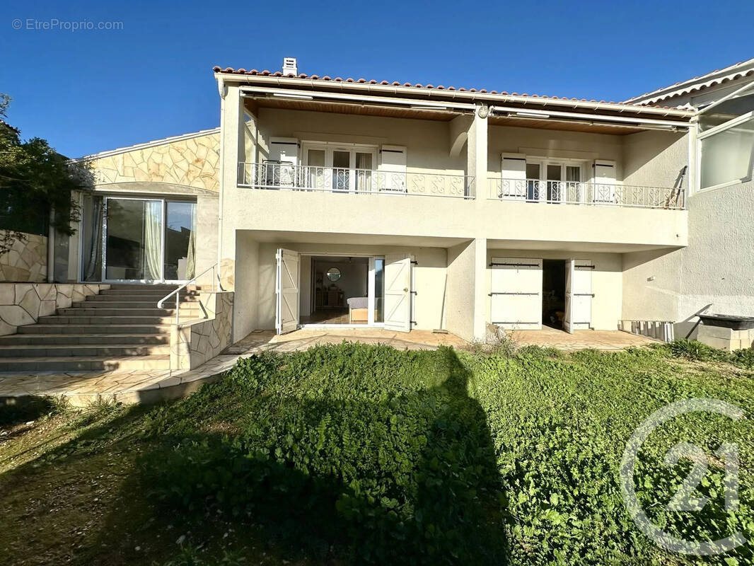 Maison à SIX-FOURS-LES-PLAGES