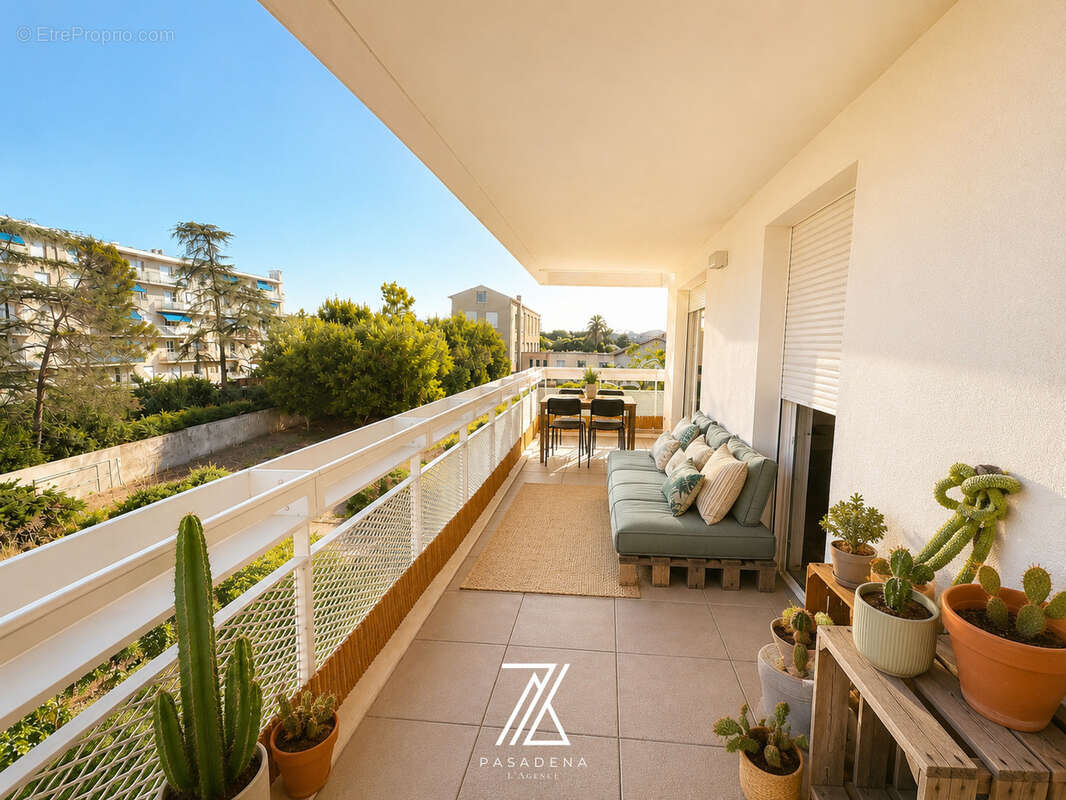 Vente appartement T3 65 m2 Montpellier Près d'arènes Nouvelle Mairie Port Marianne - photo 3