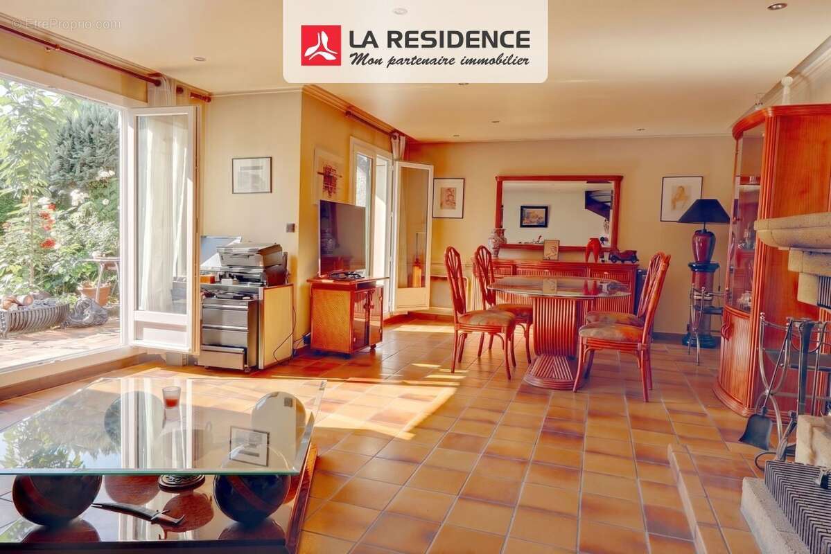 Maison 94 m² à Saint-Brice-Sous-Foret  - photo 3