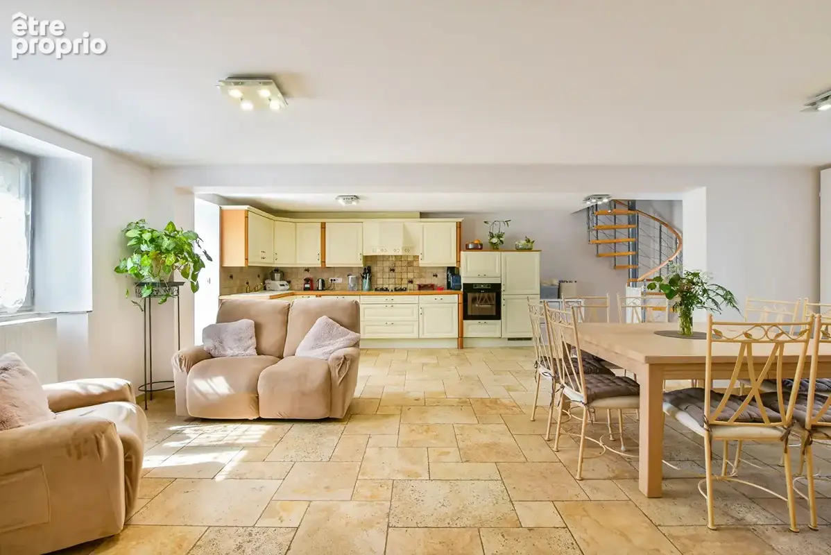 A vendre longère de caractère de 268 m² - photo 4