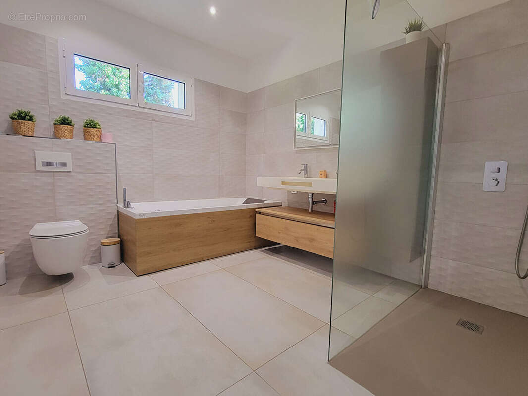 Maison à AIX-EN-PROVENCE