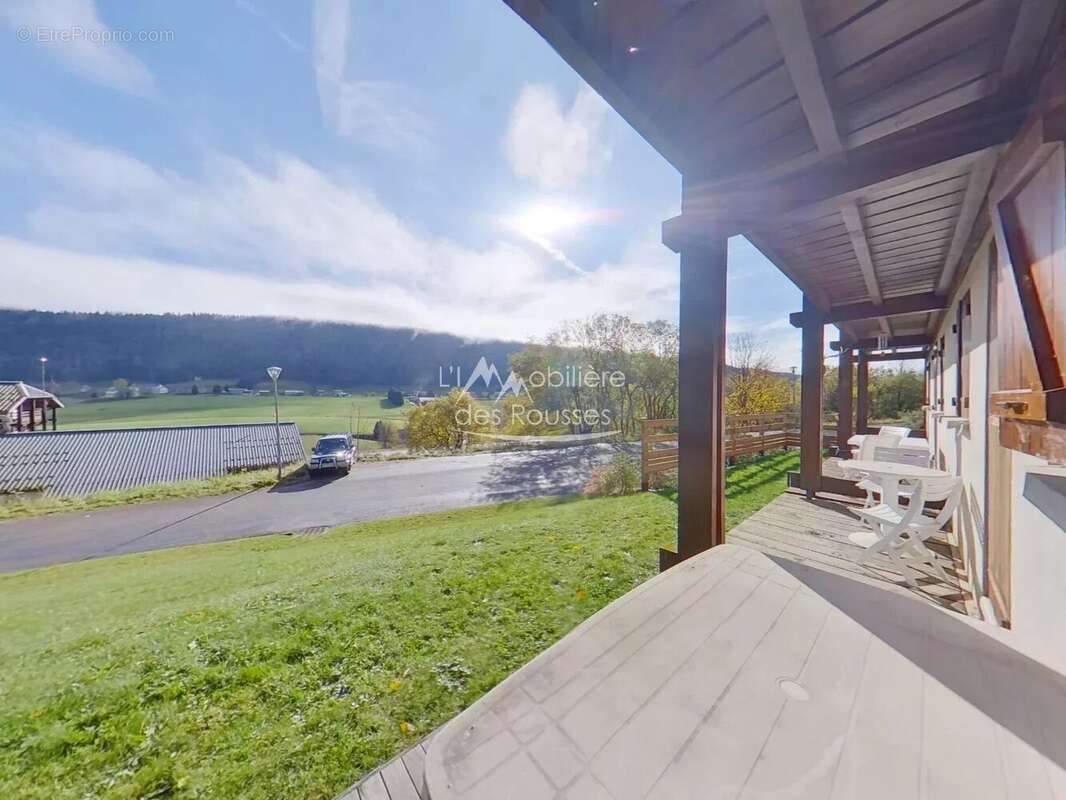 Appartement à BOIS-D'AMONT