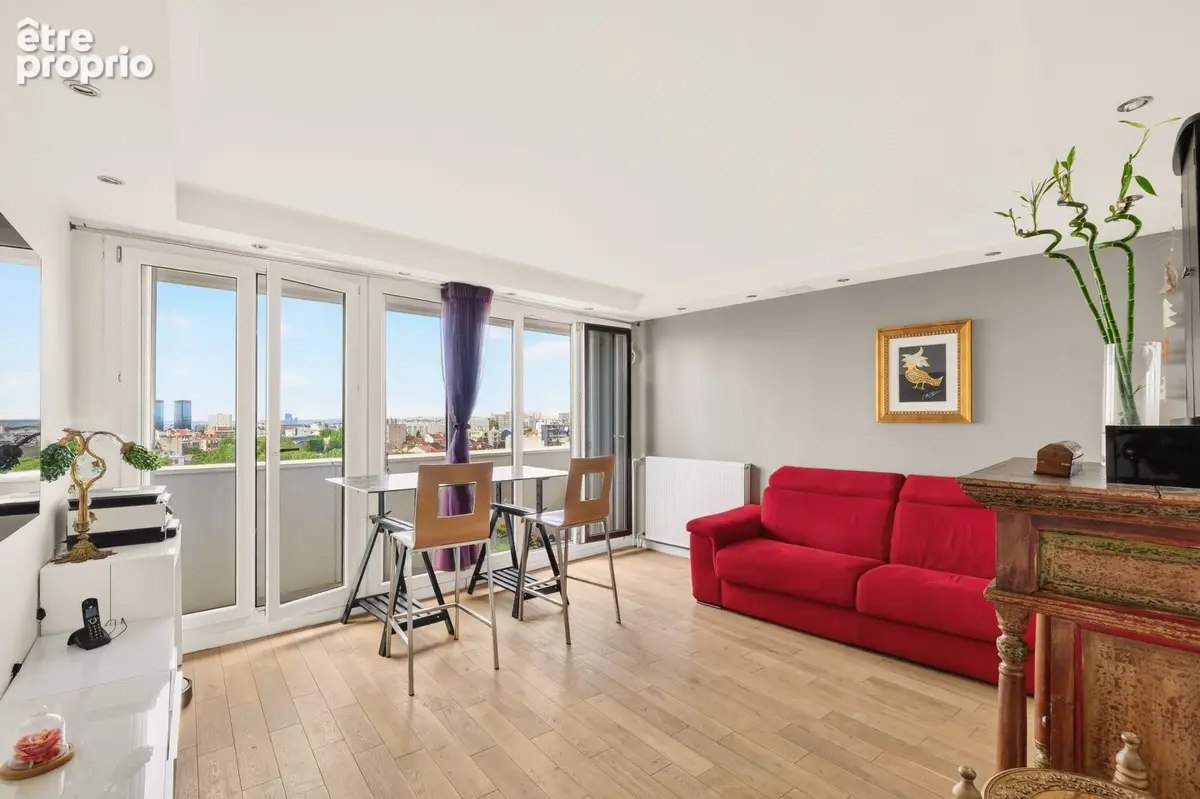Appartement à LES LILAS