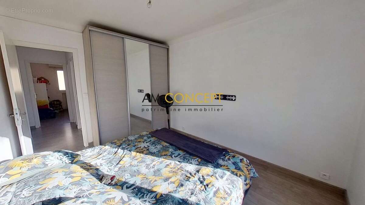 Appartement à CONTES