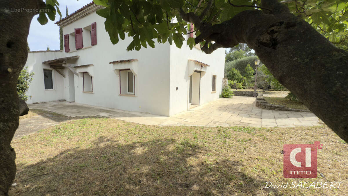 Maison à DRAGUIGNAN