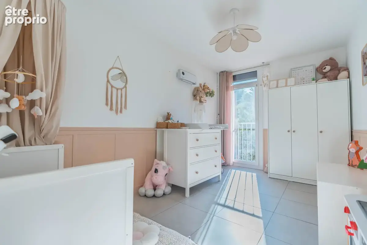 La Seyne sur Mer Bel appartement de 85 m2 2/3 chambres avec cave proche Six-Fours-les-Plages - photo 9