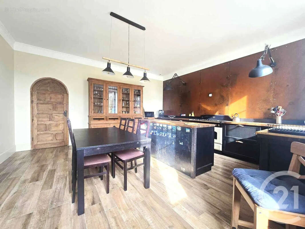 Maison à MARTRES-TOLOSANE