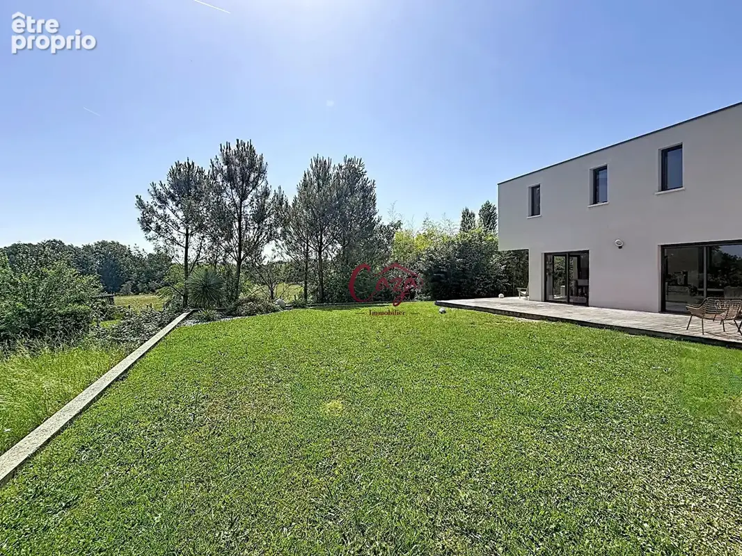 Villa contemporaine Haut de Gamme Fargues Saint Hilaire - photo 2