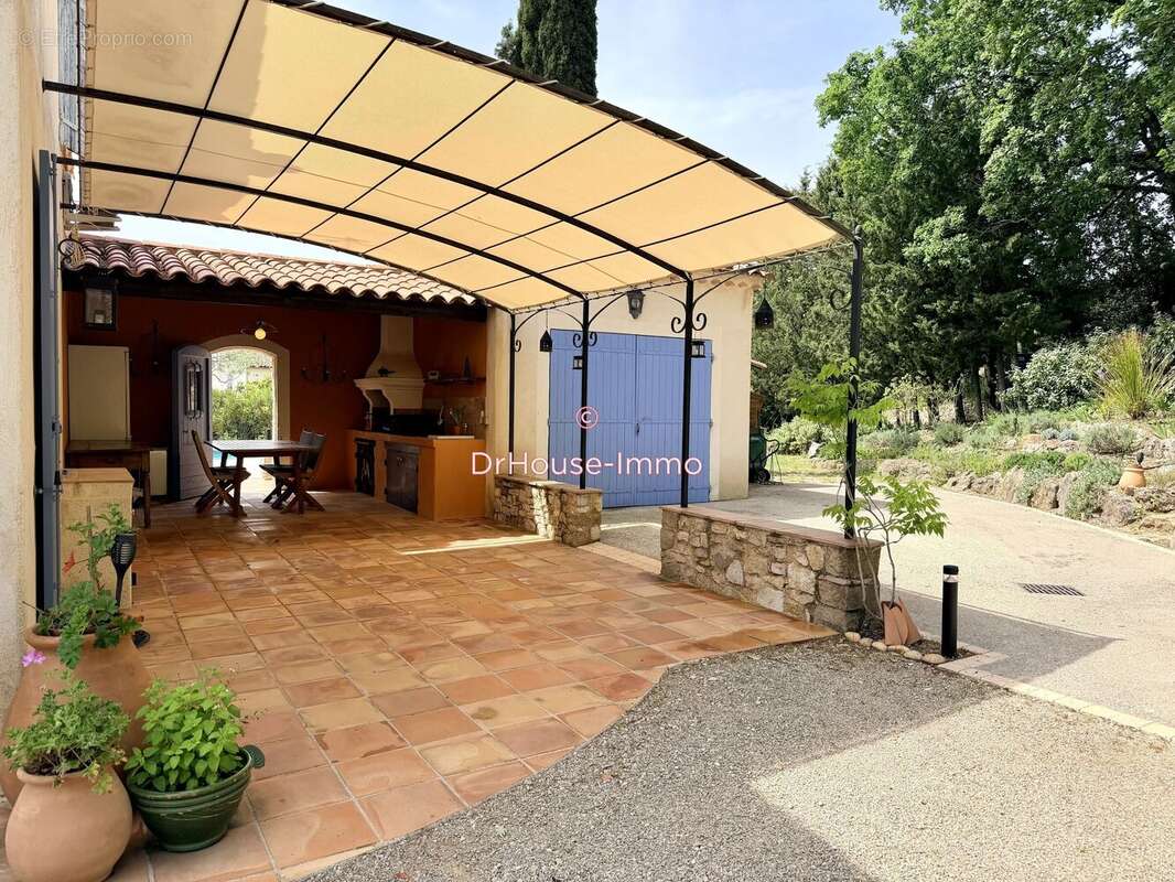 Maison à LORGUES