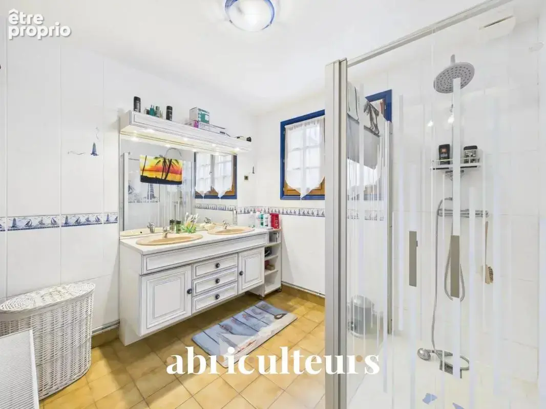 Maison avec jardin arboré en vente à  Châteaudun (28200) - photo 10