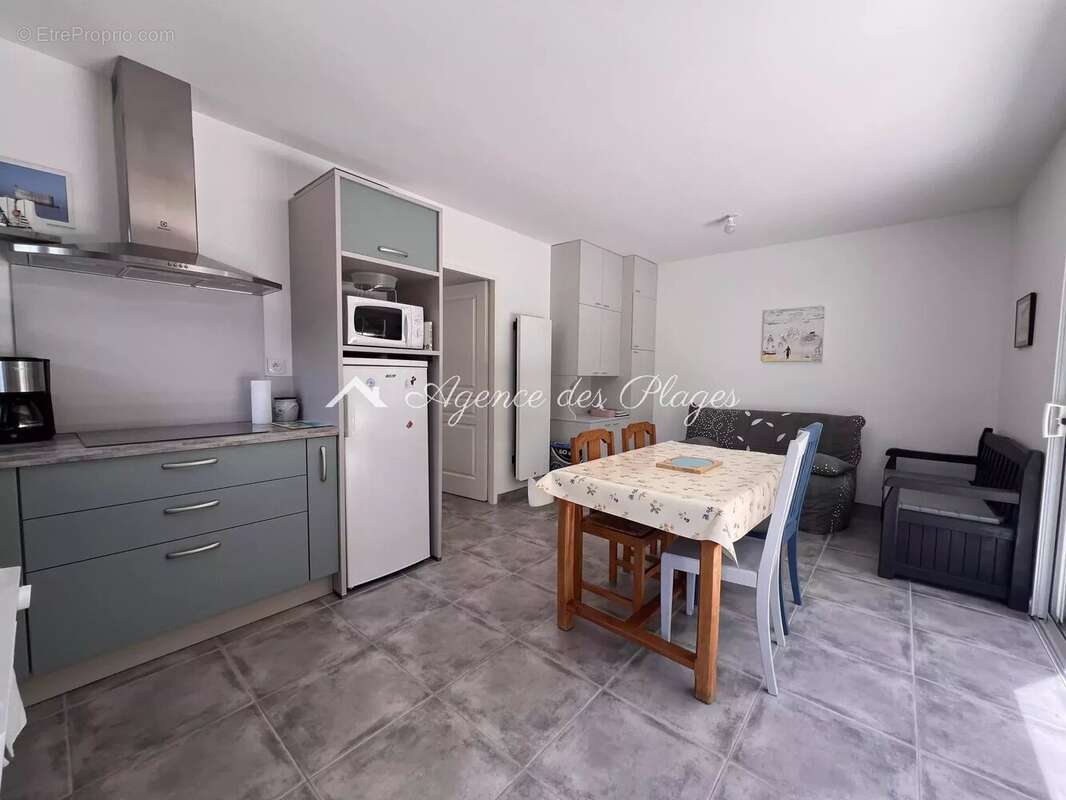 Maison à MESCHERS-SUR-GIRONDE