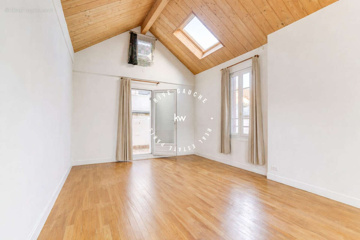 Séjour cathédrale  - Appartement à MALAKOFF