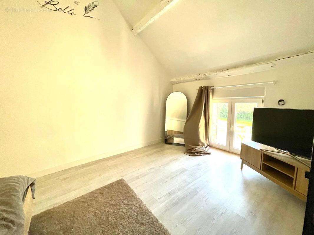 Maison à VILLEBOUGIS