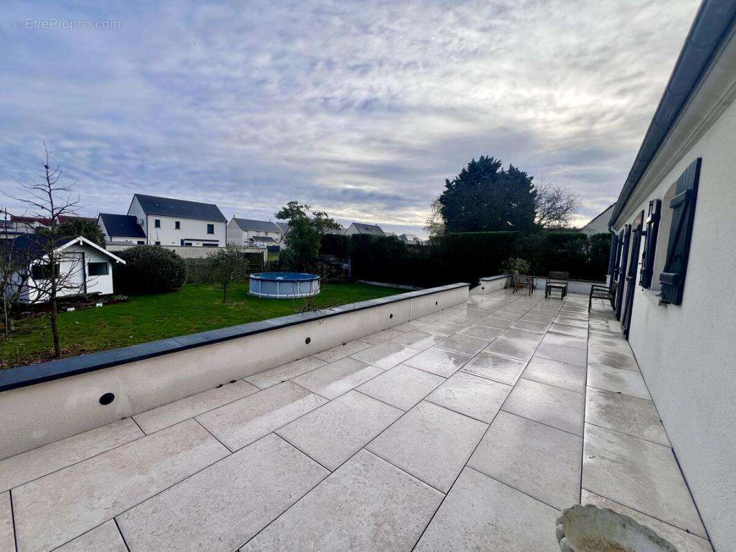 Maison à LA CHAPELLE-SAINT-MESMIN